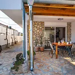 Maia Lena Appartement *