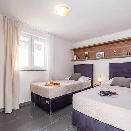 Apartmán Maia Lena *