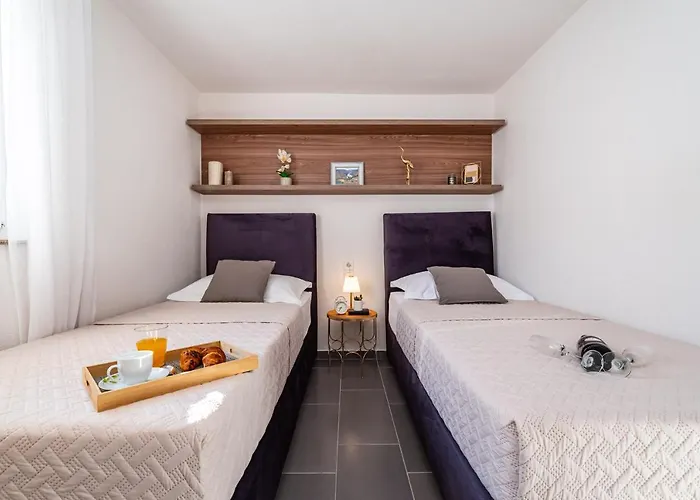 Апартаменты Maia Lena